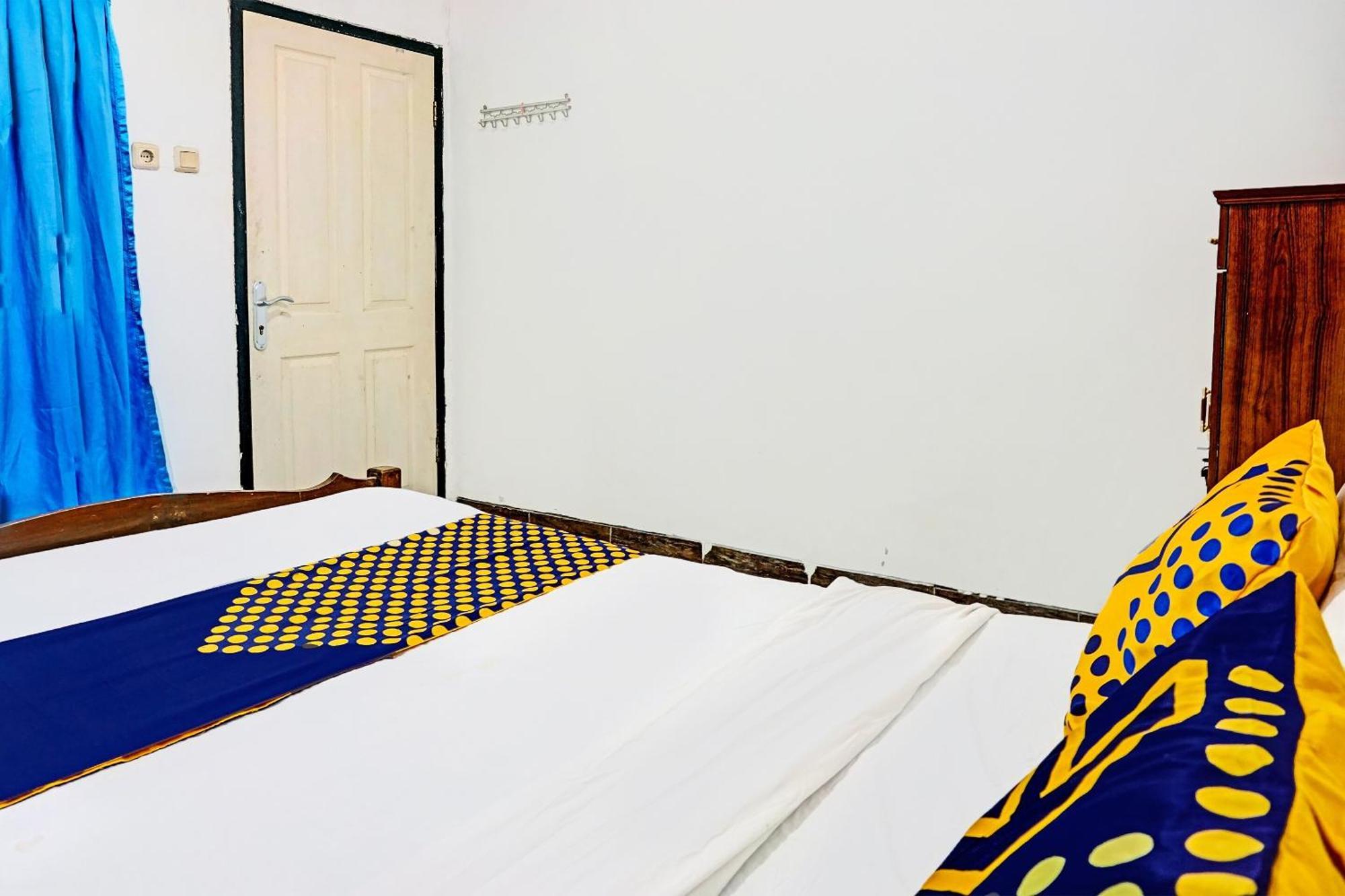 Hotel Oyo Life 91896 Kost Bu Dewi Syariah Pasuruan Exteriér fotografie